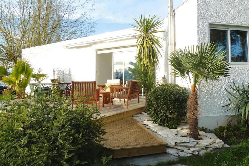 Holiday Home With Indoor Pool, Le Porge Exterior photo